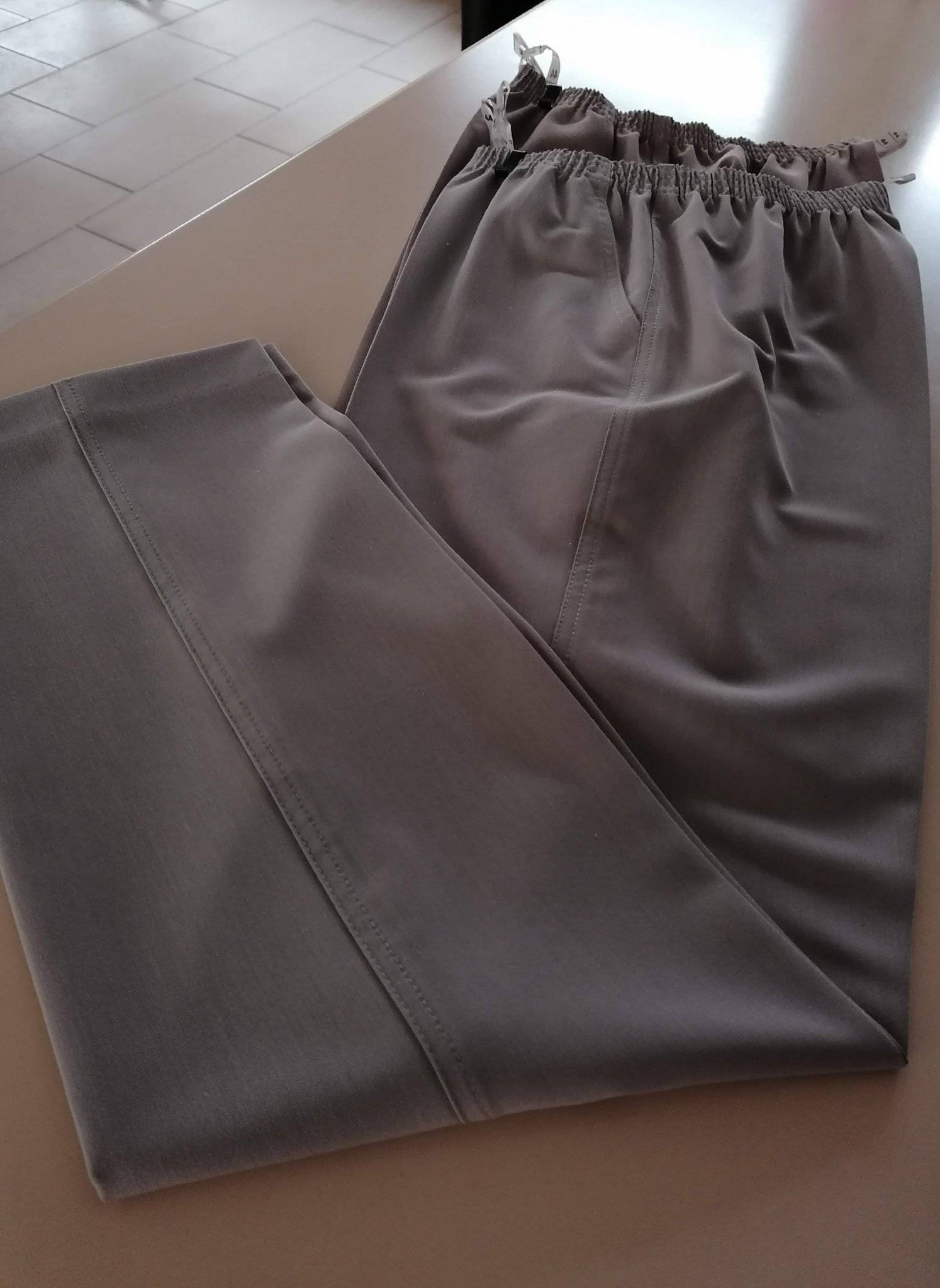 D.broek + elastiek zomer  : 28,99 &euro; ook in D.blauw