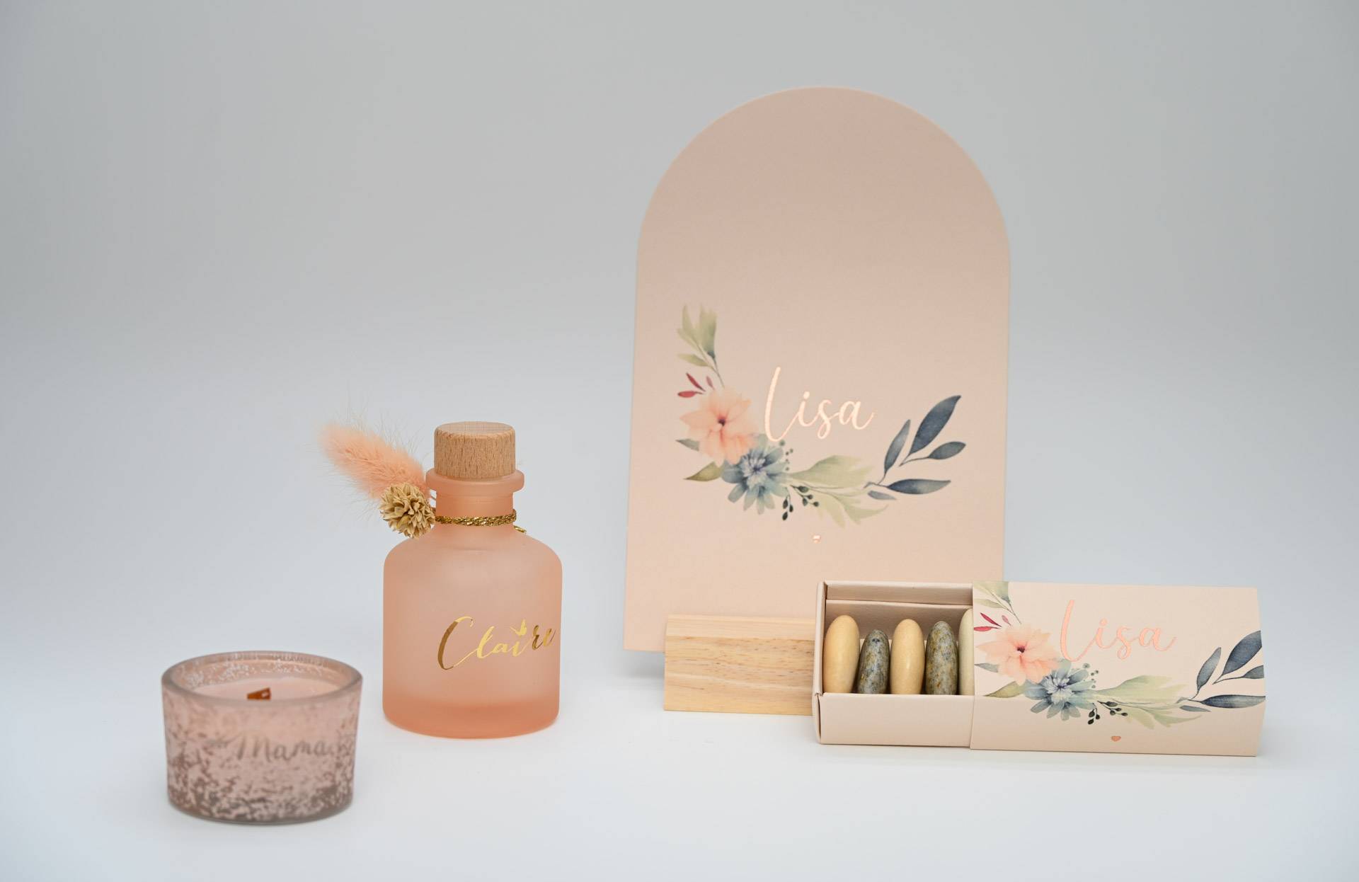 Geboortekaartje met bloemen en bedankjes kleur blush