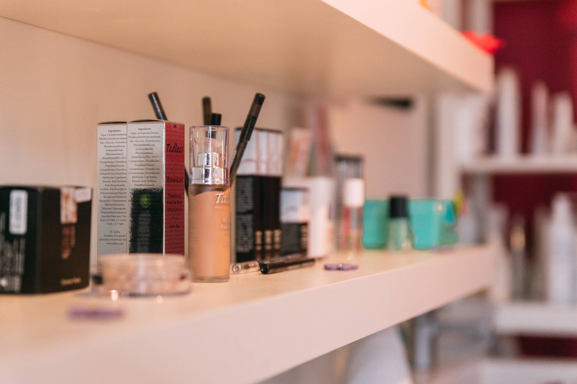Make-up Factory